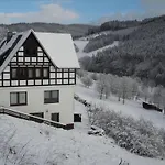 Kurhaus Am Nordenau - 10 Pers *