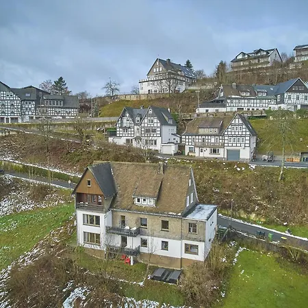 Kurhaus Am Nordenau - 10 Pers Сasa de vacaciones Schmallenberg